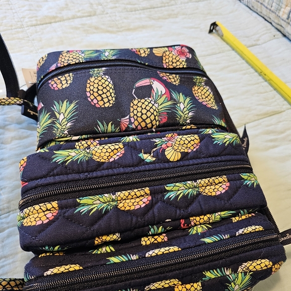 NWT Vera Bradley Toucan Party Travel make up bag set - Picture 3 of 7